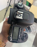 Câmera Canon EOS 7D Mark II – Corpo SEMINOVO