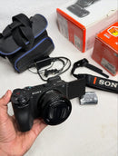 SONY A6700 +1 6-50mm SEMINOVA – CORPO