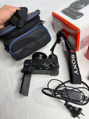 SONY A6700 +1 6-50mm SEMINOVA – CORPO