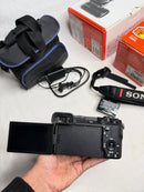 SONY A6700 +1 6-50mm SEMINOVA – CORPO