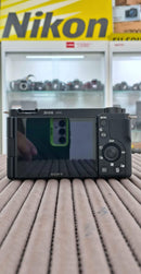 Câmera Sony ZV-E10 + Lente 16–50mm | Seminova